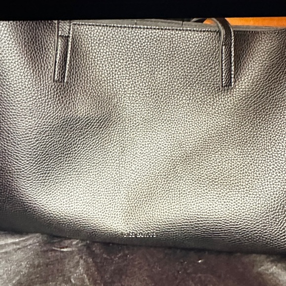 Vince Camuto Handbags - SOLD OUT Vince Camuto Textured Black tote Bag. New without tags. dust bag